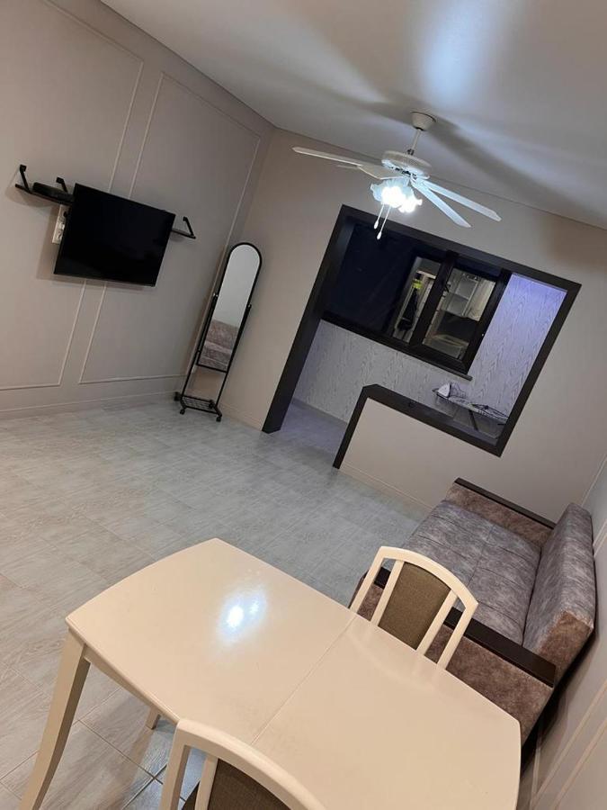 Turksib Zhalgin'S Apartments 1 מראה חיצוני תמונה