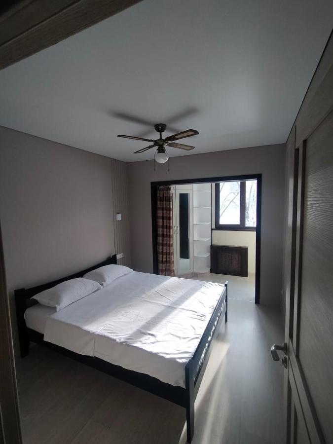 Turksib Zhalgin'S Apartments 1 מראה חיצוני תמונה