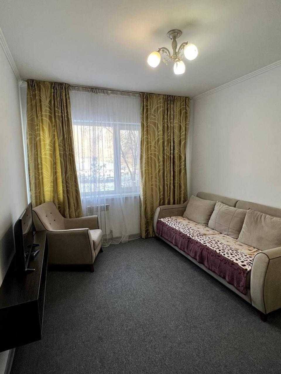 Turksib Zhalgin'S Apartments 1 מראה חיצוני תמונה