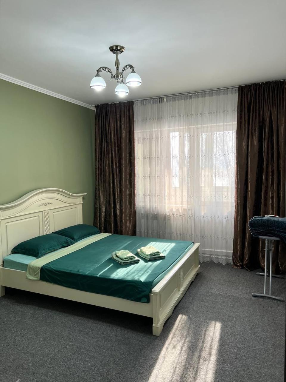Turksib Zhalgin'S Apartments 1 מראה חיצוני תמונה
